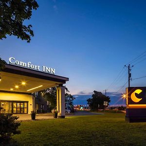 Comfort Inn Montreal Aeroport